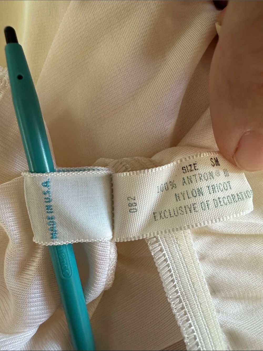 Vintage 60s Vassarette Creamy White Long Maxi Half Slip with Lace Trim - Picture 9 of 10